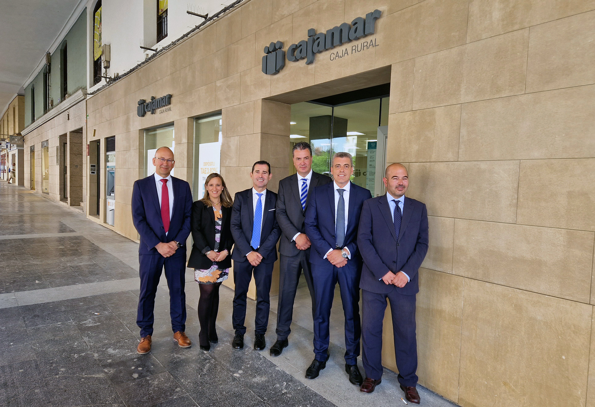 Cajamar abre su primera oficina en la ciudad de Huesca