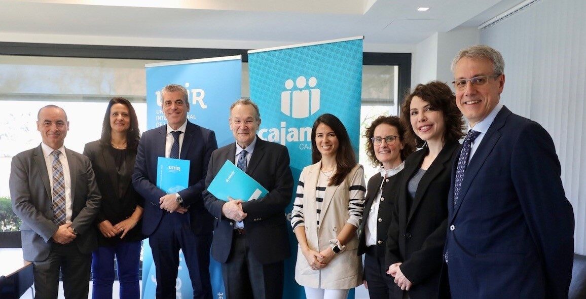 Cajamar y UNIR se unen para ofrecer a sus estudiantes productos y servicios financieros en condiciones ventajosas