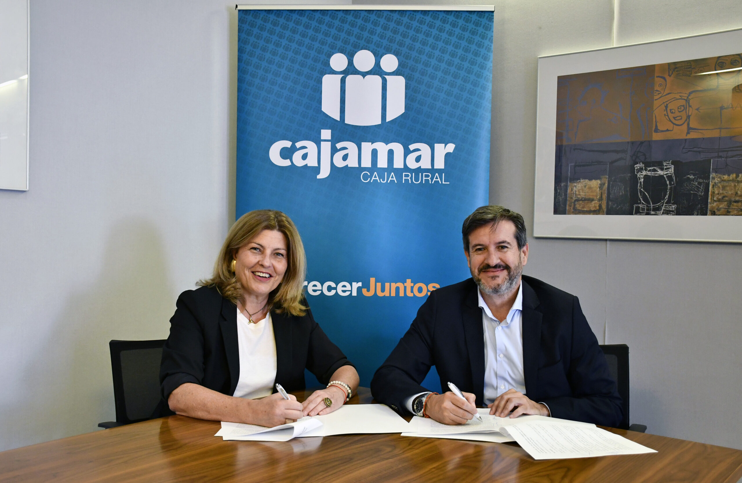 Cajamar y la Asociación de Mujeres Empresarias de la provincia de Almería firman un convenio para fomentar la igualdad en las pequeñas empresas