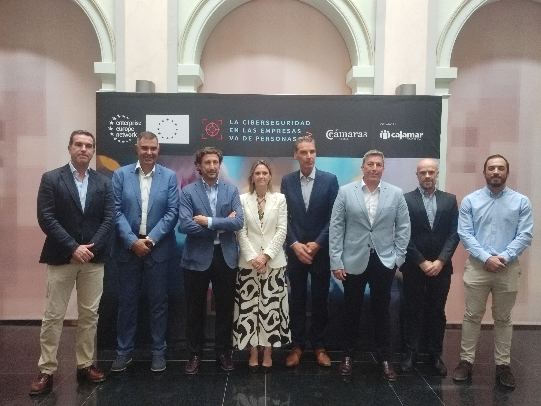Cámaras Andalucía y Cajamar preparan a las empresas en ciberseguridad en una jornada con expertos