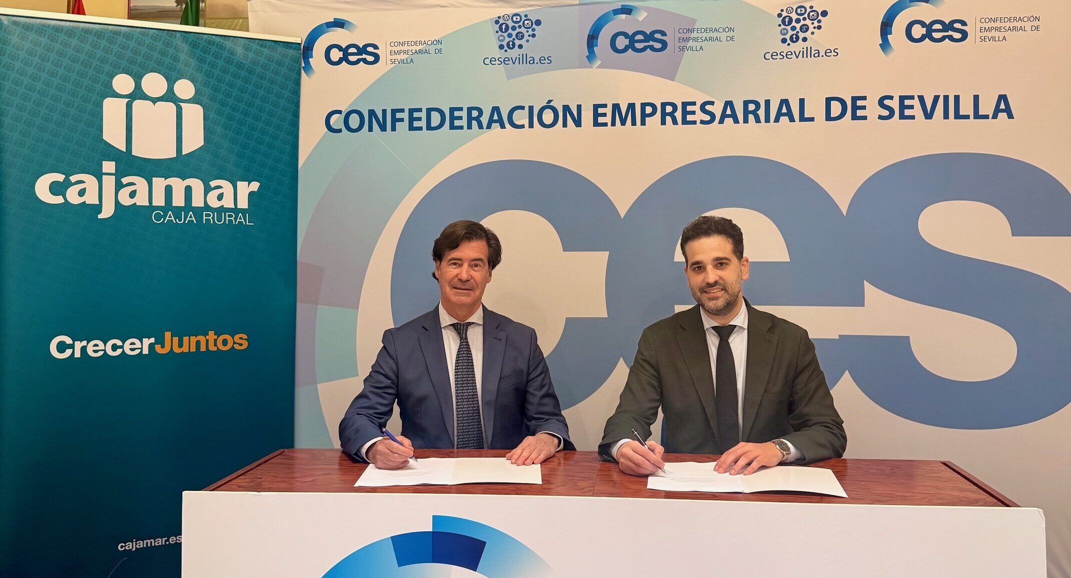 La CES y Cajamar firman una alianza para impulsar el tejido empresarial sevillano