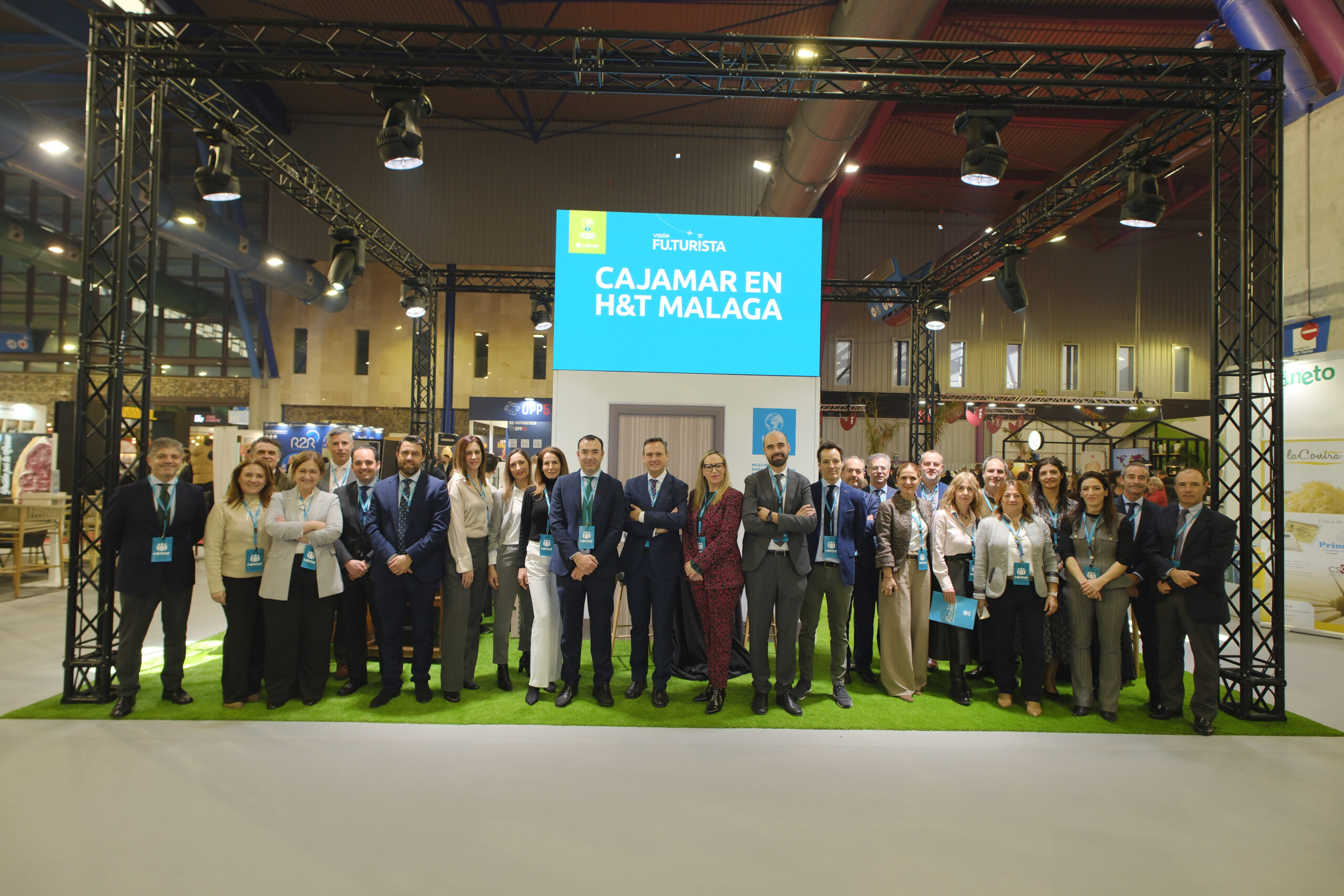 Cajamar apoya con financiación y conocimiento el desarrollo sostenible de la industria turística en H&T