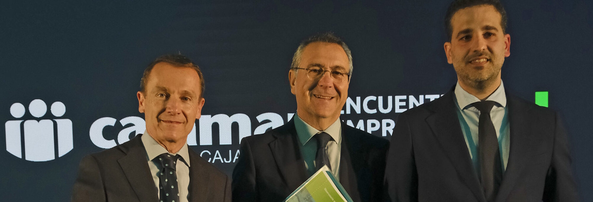 Cajamar destaca el dinamismo y especialización del sector agroalimentario extremeño ante más de un centenar de empresarios