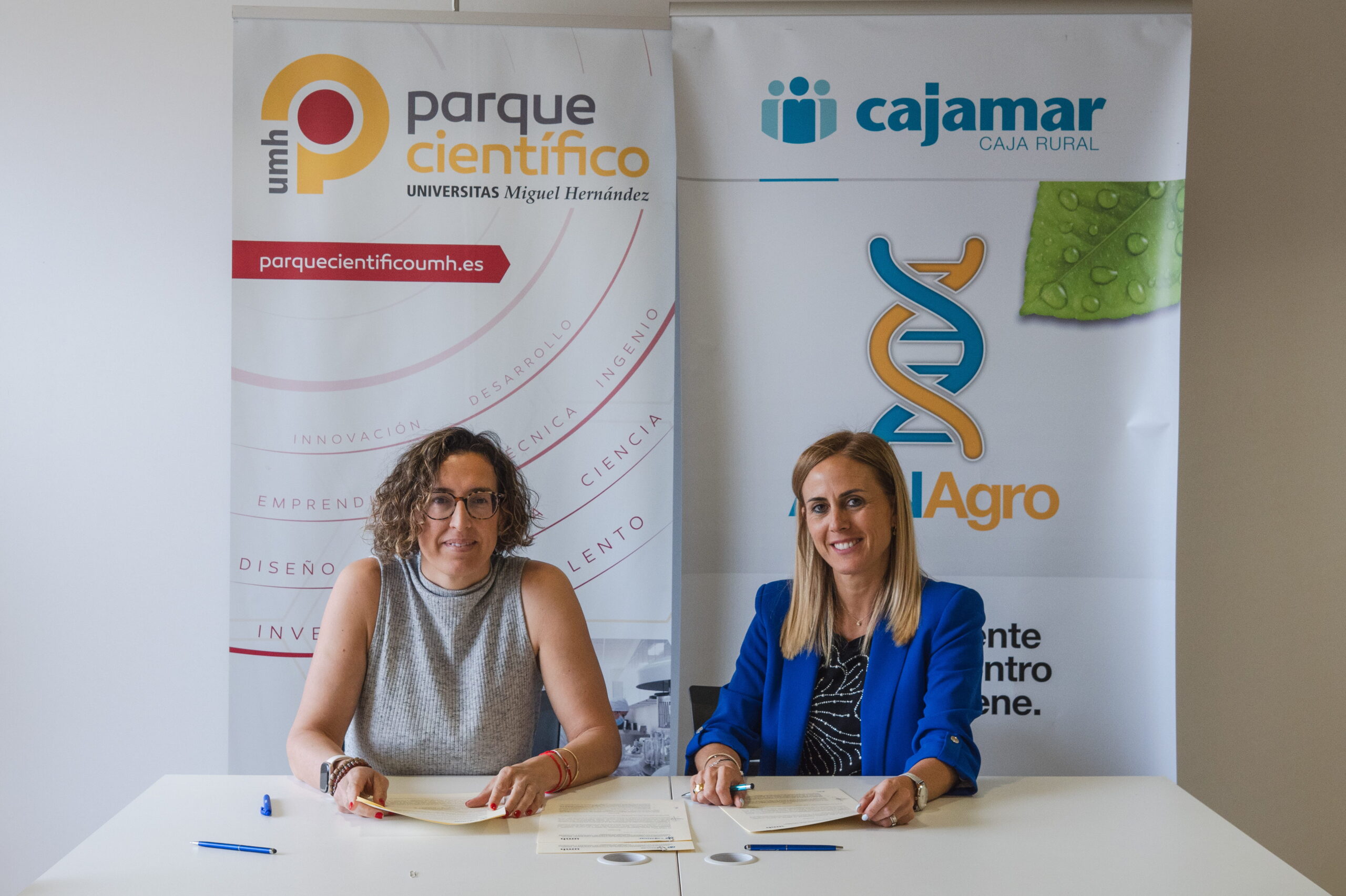 Cajamar y el Parque Científico de la UMH colaboran para fomentar el ecosistema emprendedor e innovador de la provincia