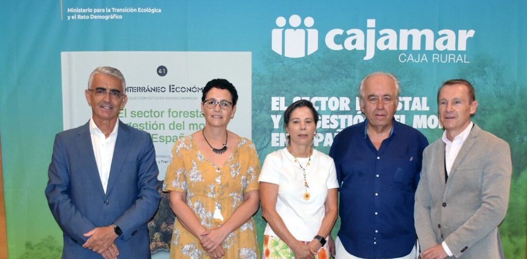 Una publicación de Cajamar advierte de que habrá más incendios de alta intensidad con mayor capacidad de propagación